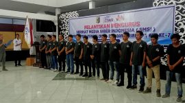 Pelantikan pengurus SMSI Lombok Timur di Pendopo Bupati . ( Foto : Royan ).