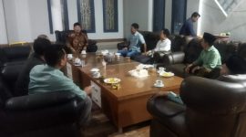 Haji Puji, Tim Ring Satu Iron-Edwin Banting Setir Berlabuh ke Pasangan Luthfi-Wahid. (Foto : Harianlombok.com).