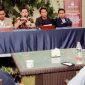 Ketua KPU Ada Suci Makbulah bersama jajaran Divisi 