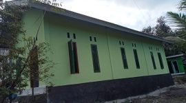 Sempat Mangkrak, Pembangunan TPQ Dilanjutkan dalam TMMD Ke-121 Lotim. (Foto: Harian Lombok).