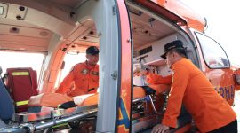 Dua Helikopter Dilengkapi Peralatan Medis Basarnas, Dukung Pengamanan MotoGP 2024. (Foto: Harian Lombok/Ach. Sahib).