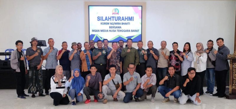  Korem 162/WB Pererat Silaturahmi dengan Awak Media NTB. (Foto: Harian Lombok/Penrem).
