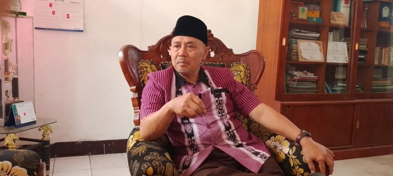 Kadisnakertrans Lotim H. Suroto M. Kes