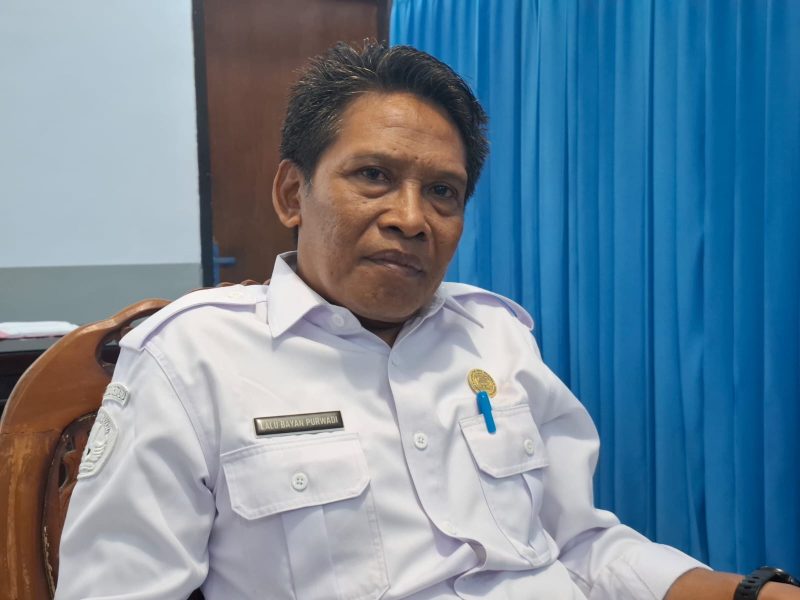 Sekretaris Dikbud Lotim L. Bayan Purwadi, S.Sos